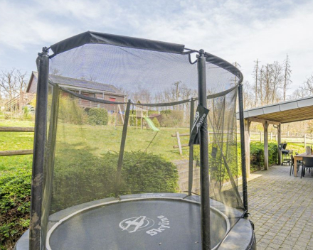 Trampoline